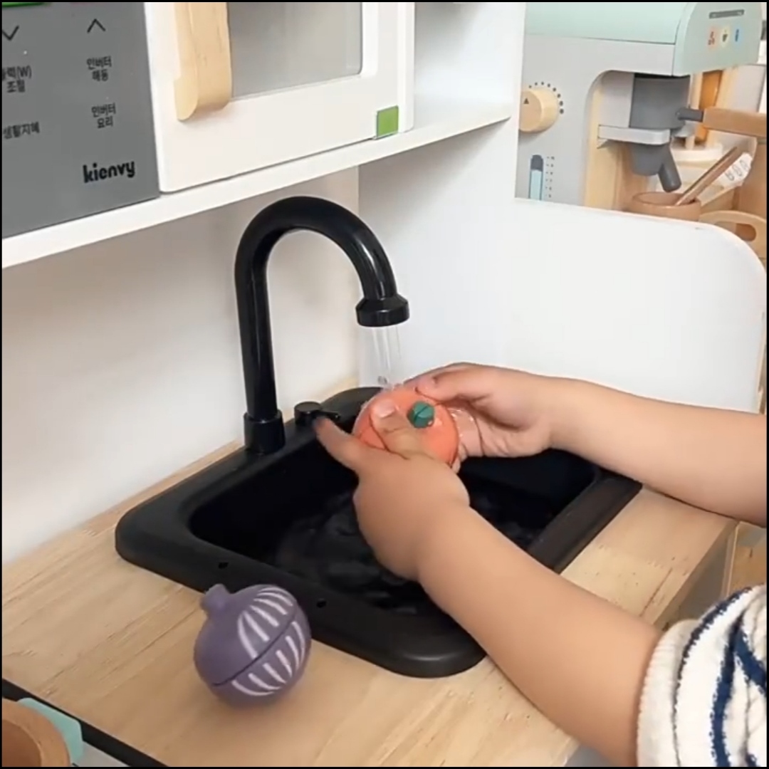 Cocina infantil con flujo de agua - Imagen 2